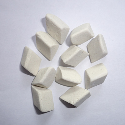 白剛玉磨料（斜三角）